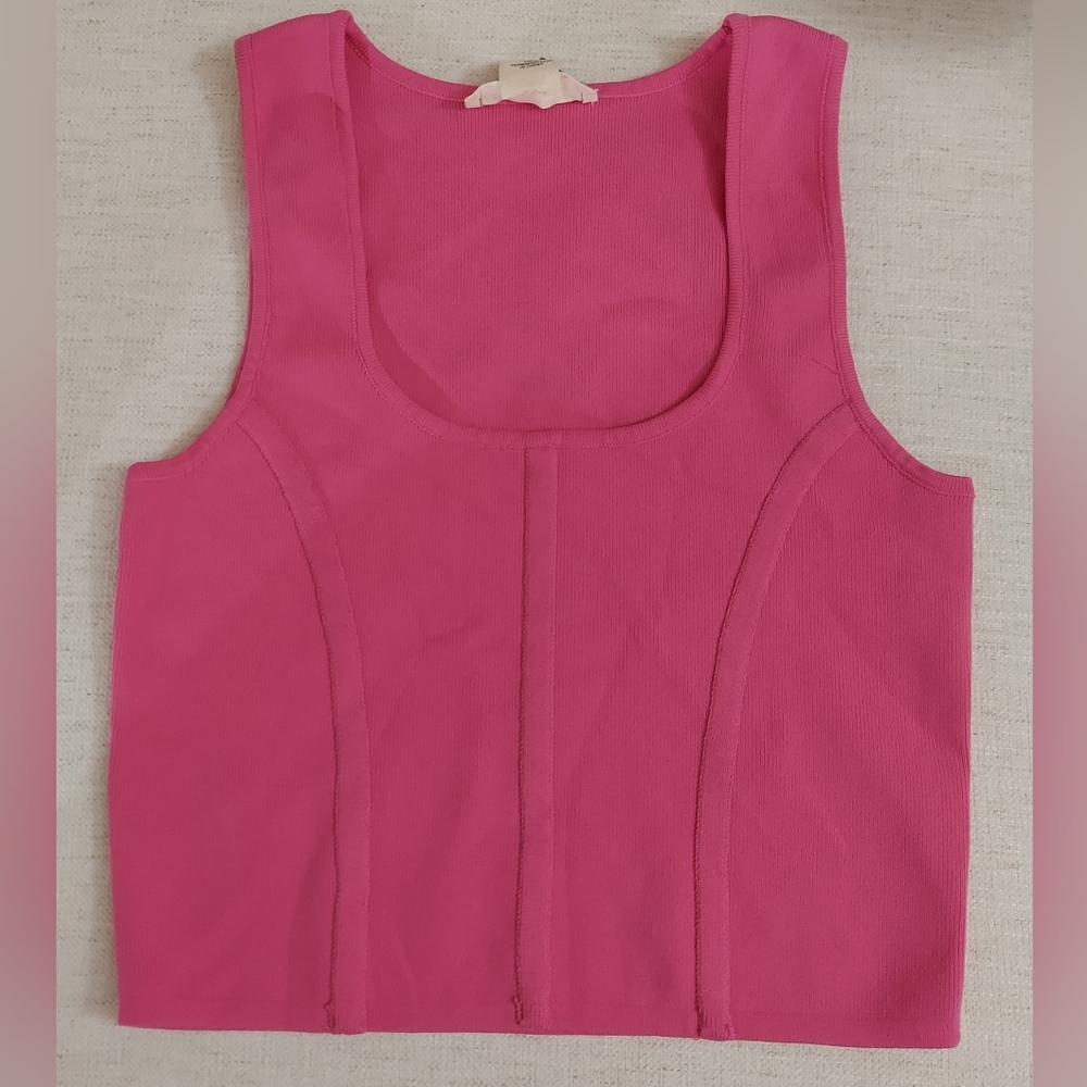 Everyday Scoop Neck Tank in Bright Pink